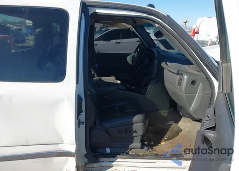 2004 GMC Sierra 1500 Slt z USA, uszkodzony, nr VIN 2GTEK19T241164430